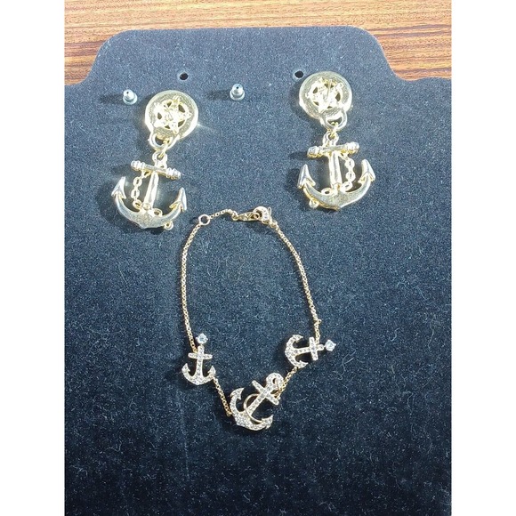 Anchor Shaped Enameled Earrings & Anchor Hook Fishing Boat Bracelet Golden - Picture 7 of 13